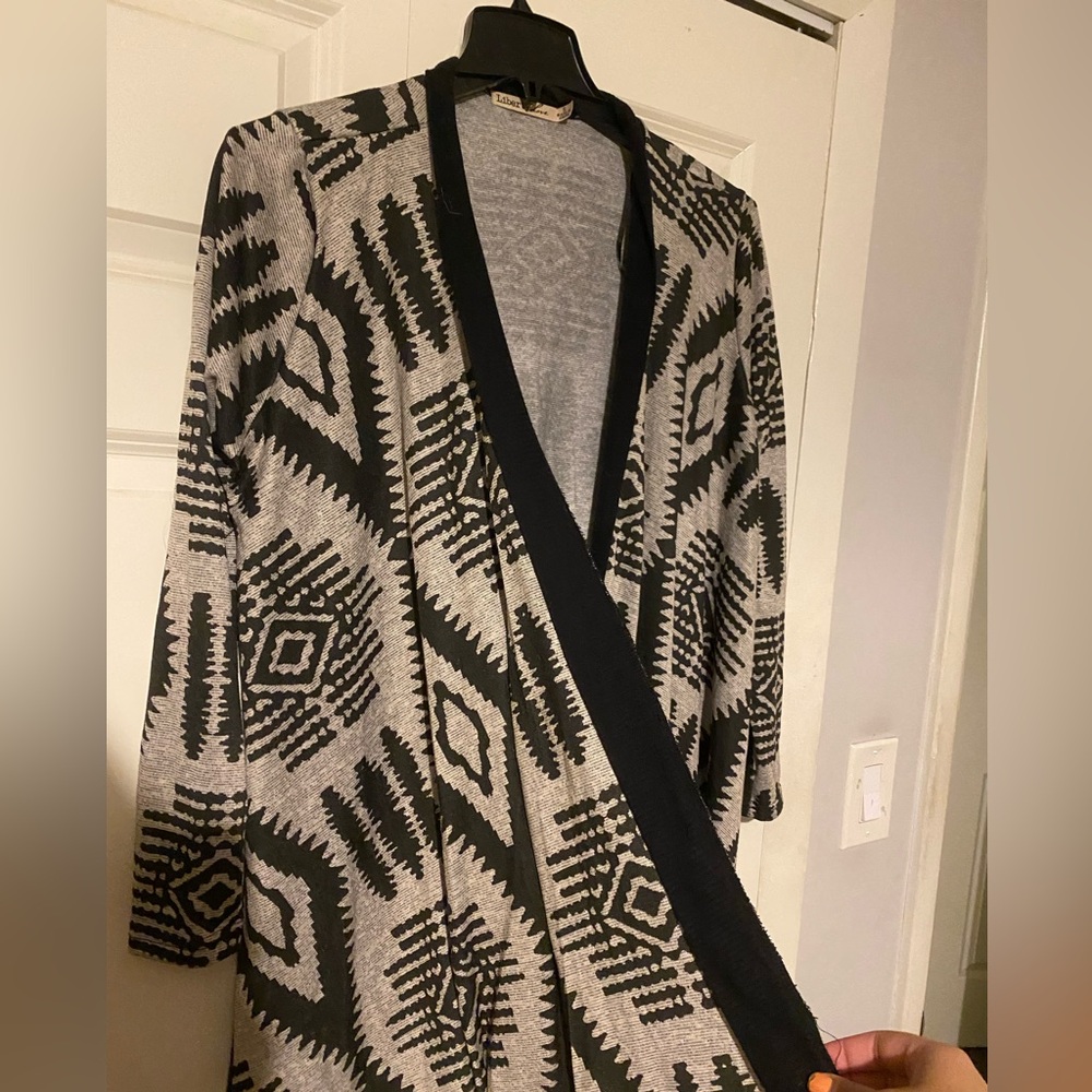 Patterned Long Sweater - Picture 3 of 4